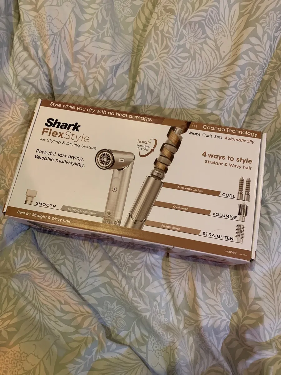 Shark Flex style - unopened unwanted gift - Image 3