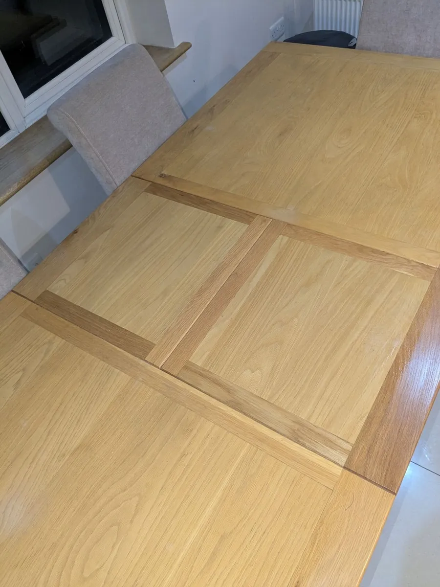Kitchen table - Image 4