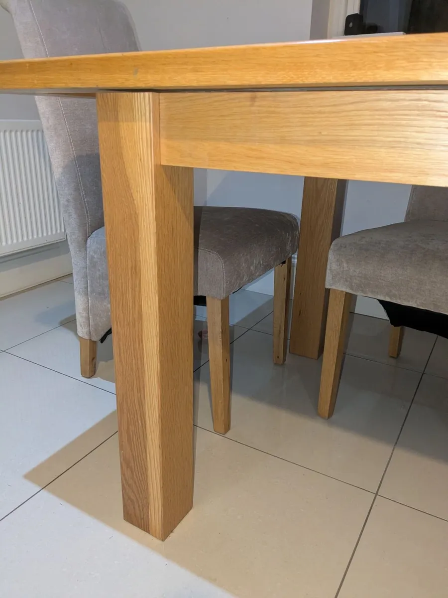 Kitchen table - Image 2