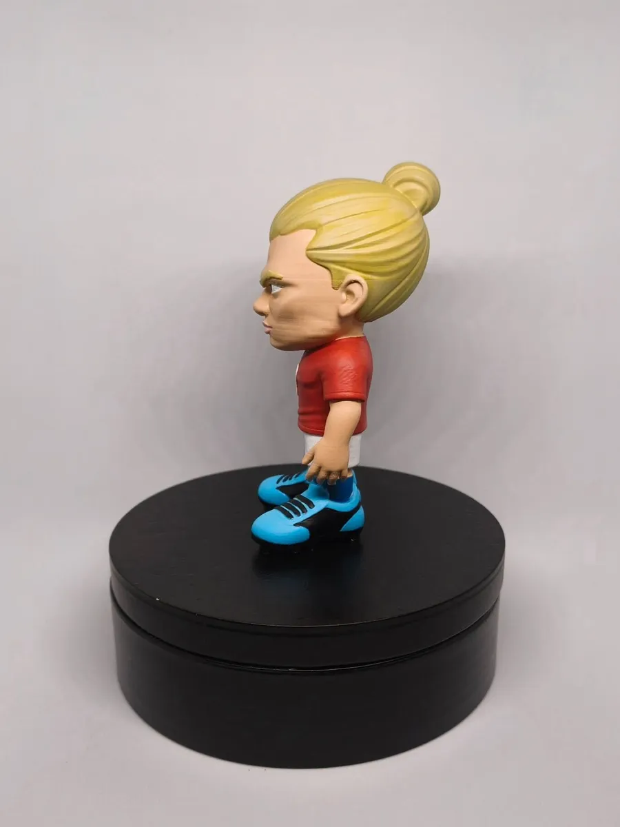 Erling Haaland Figurine — Hand-Painted 3D Printed - Image 1