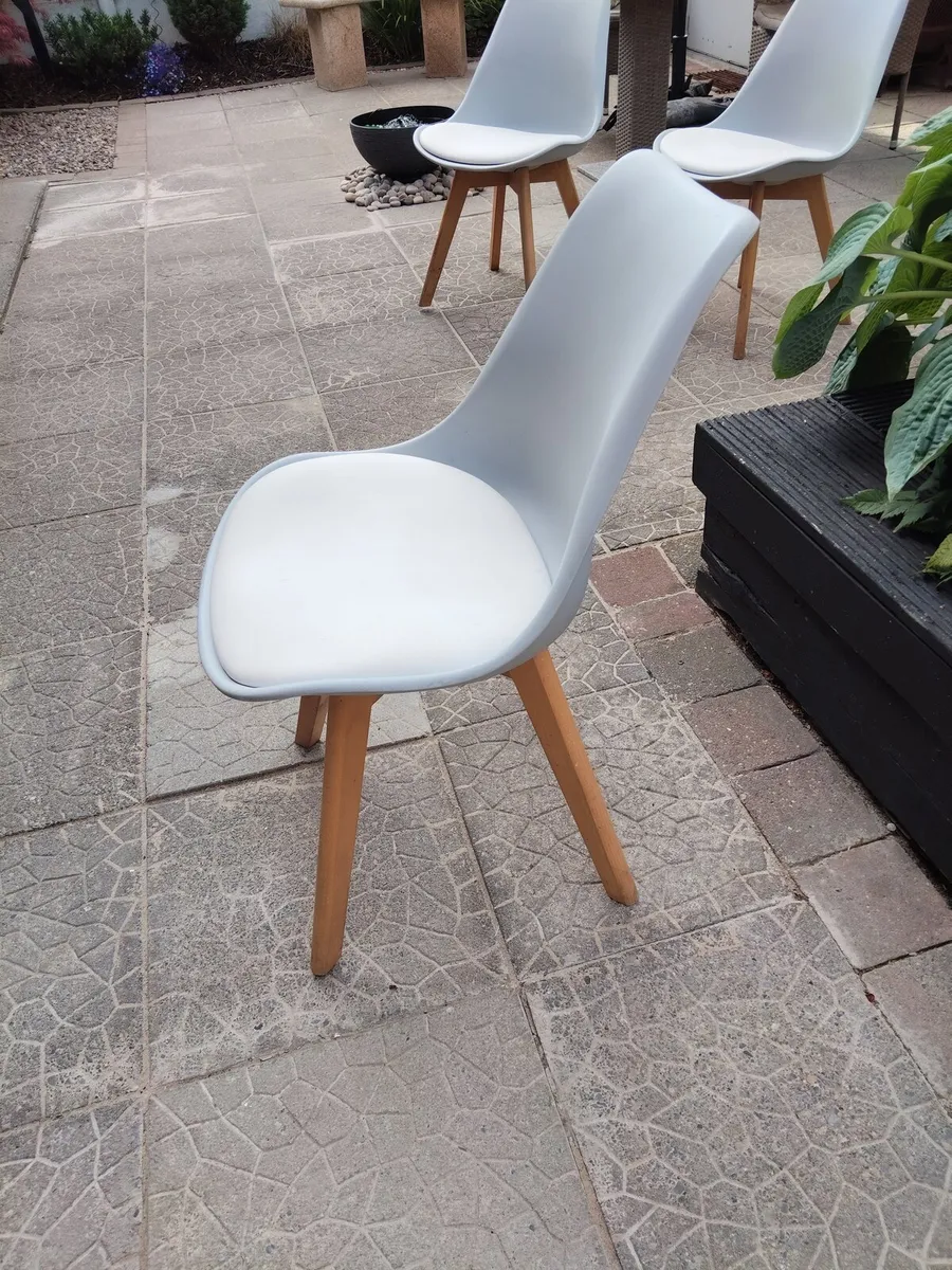 Dining chairs x 4 - Image 3