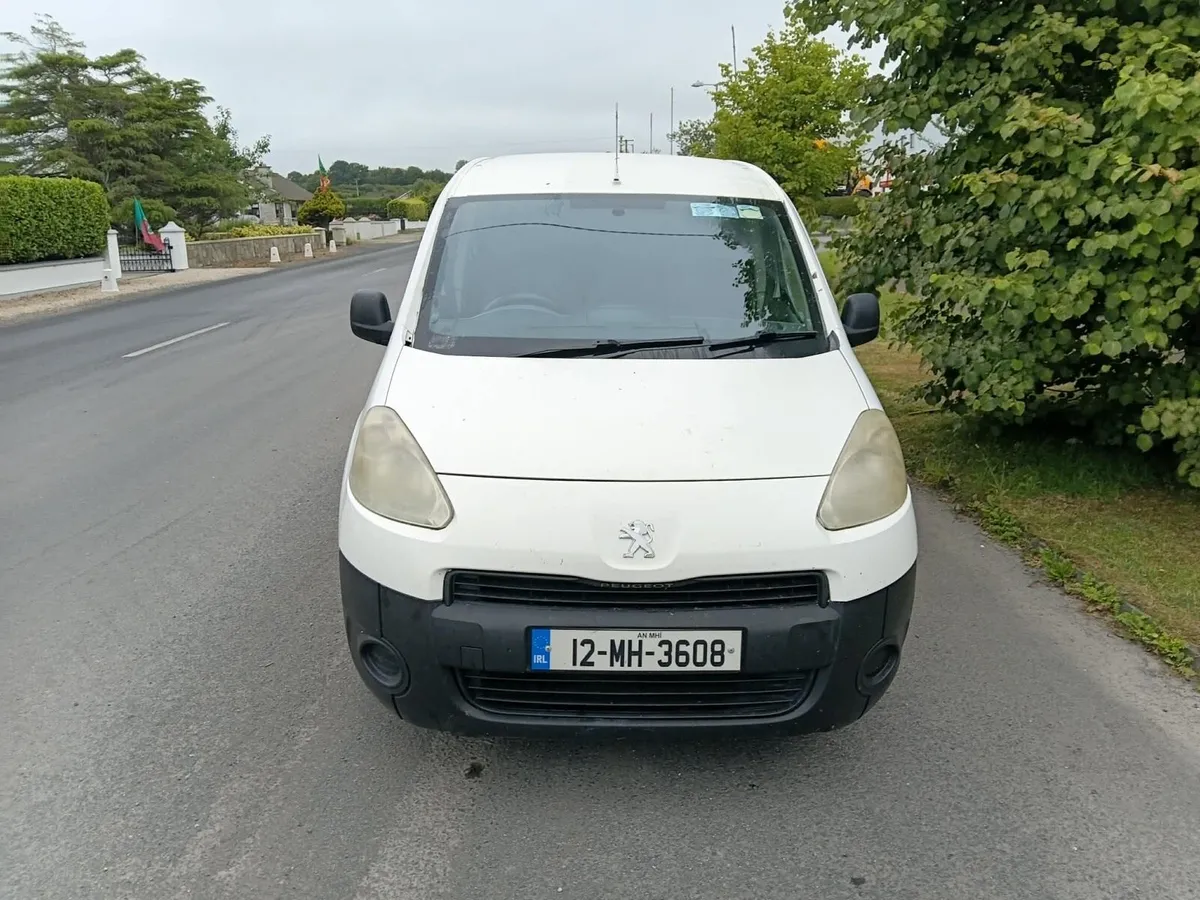 2012 Peugeot Partner 3 Seater DOE 10/26 - Image 1