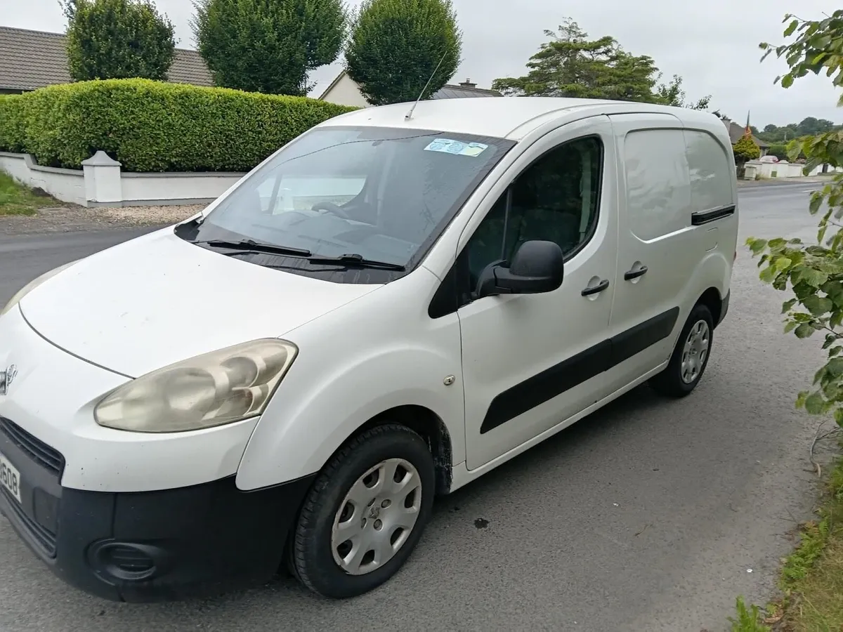 2012 Peugeot Partner 3 Seater DOE 10/26 - Image 3