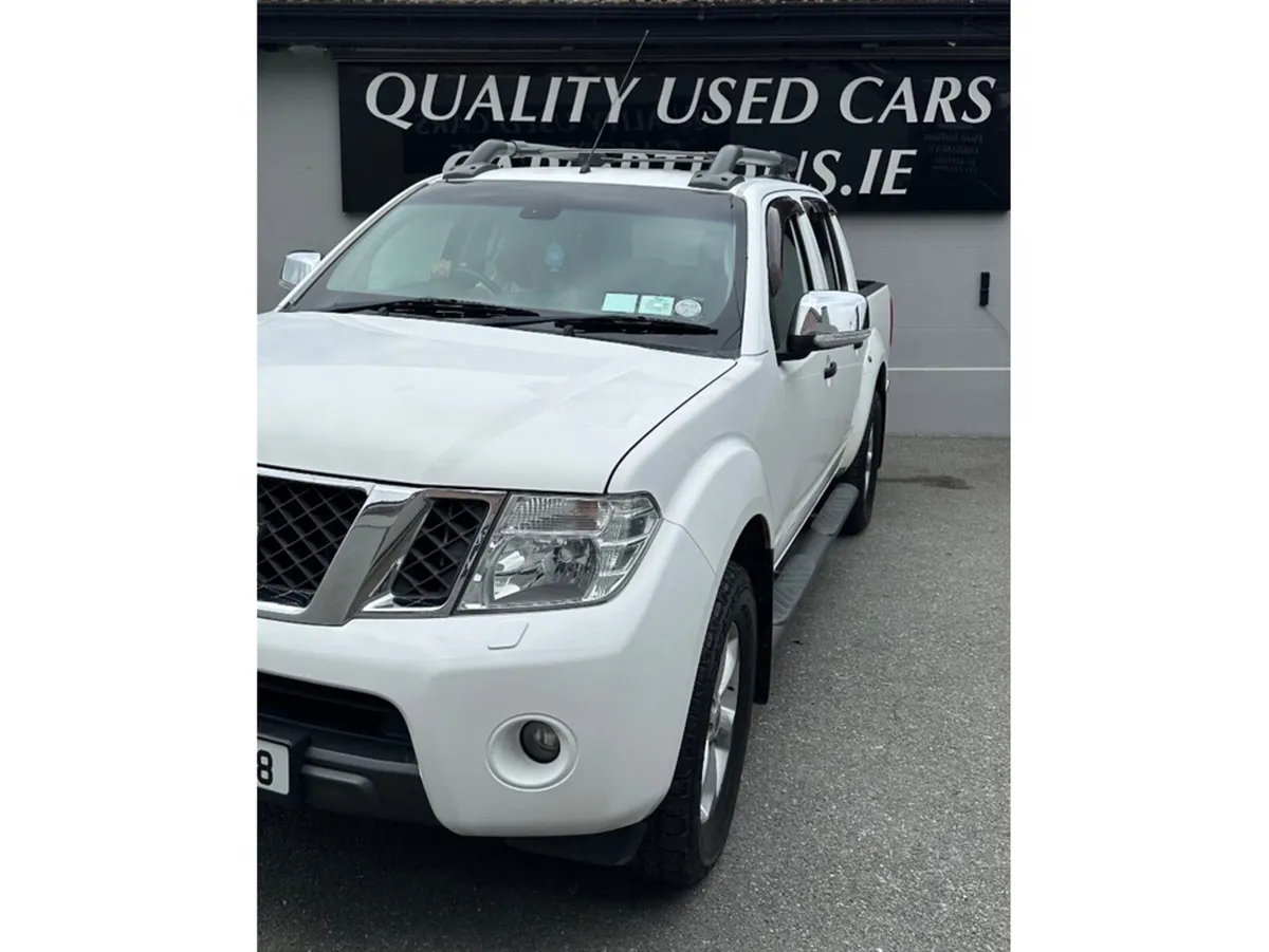 Nissan Navara TEKNA DCI 2.5 4X4//1 YEAR TAX//1 YEA - Image 4