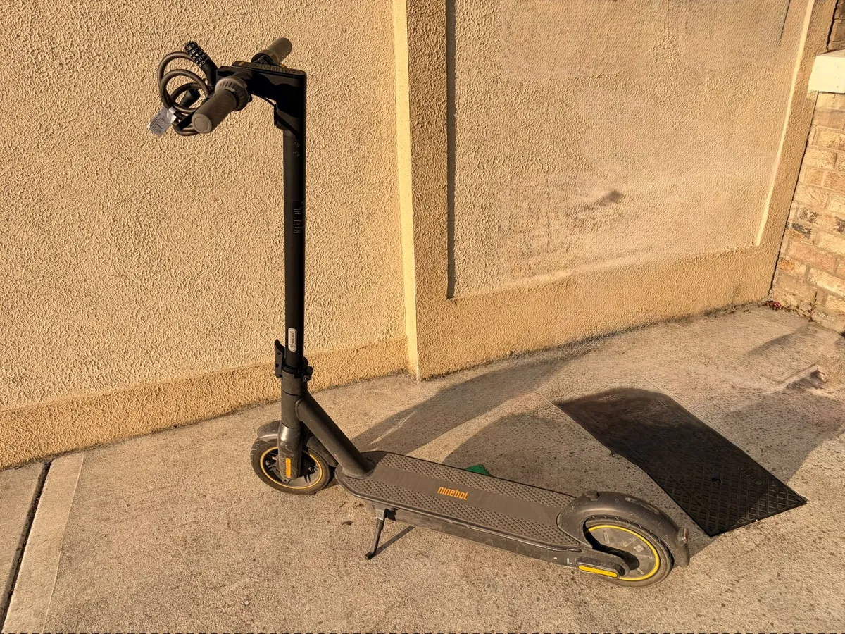 Segway Ninebot Max G30 - Image 1