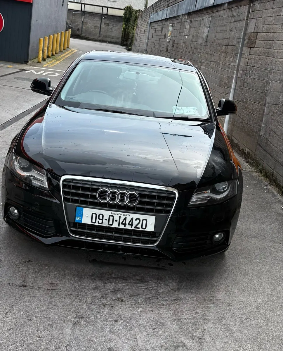 Audi A4 - Image 2