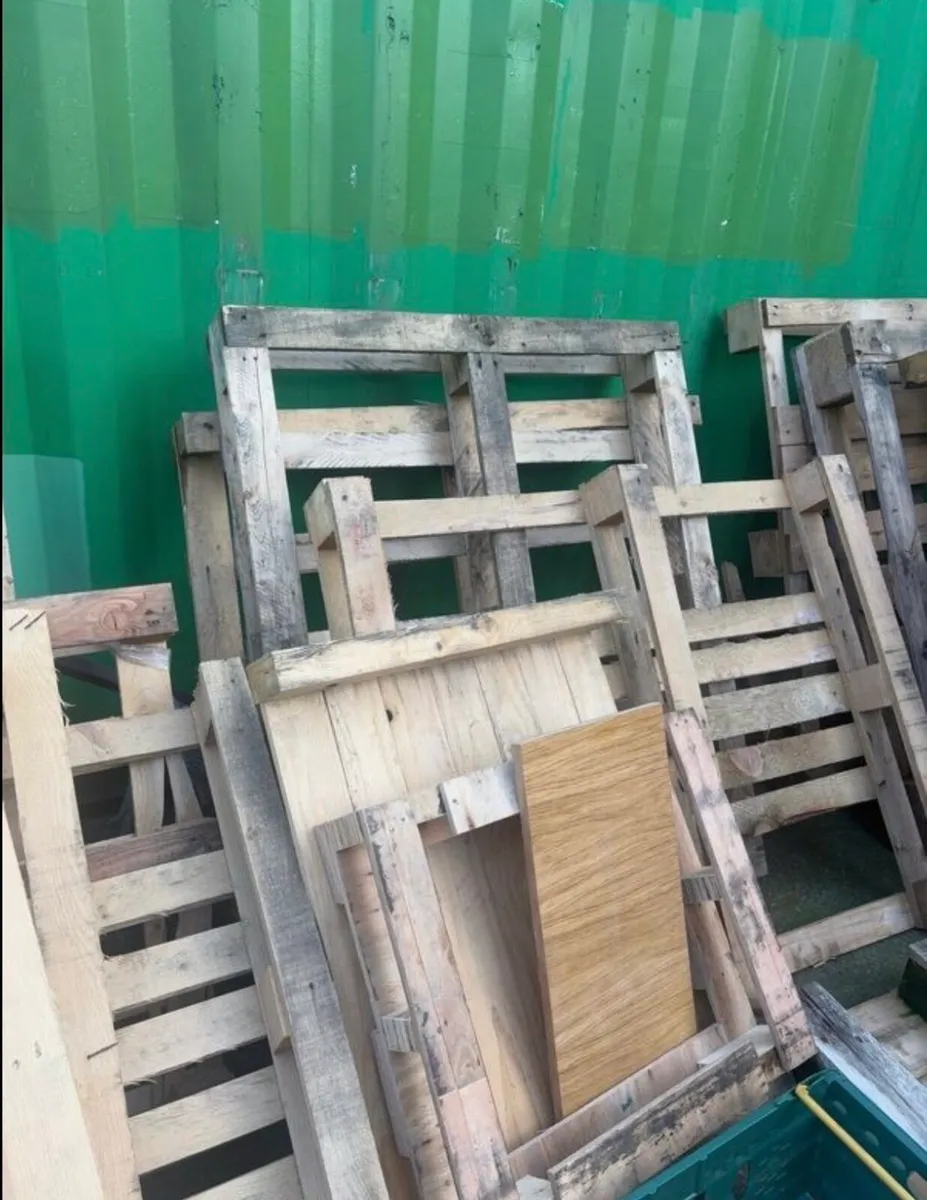FREE PALLETS TO TAKE - Image 2