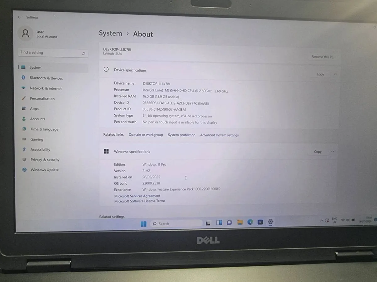 Dell laptop 15.6 inch - Image 3