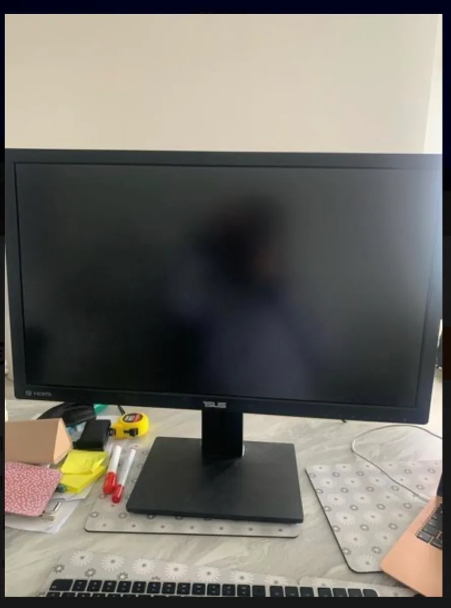 Computer Monitor - Image 2