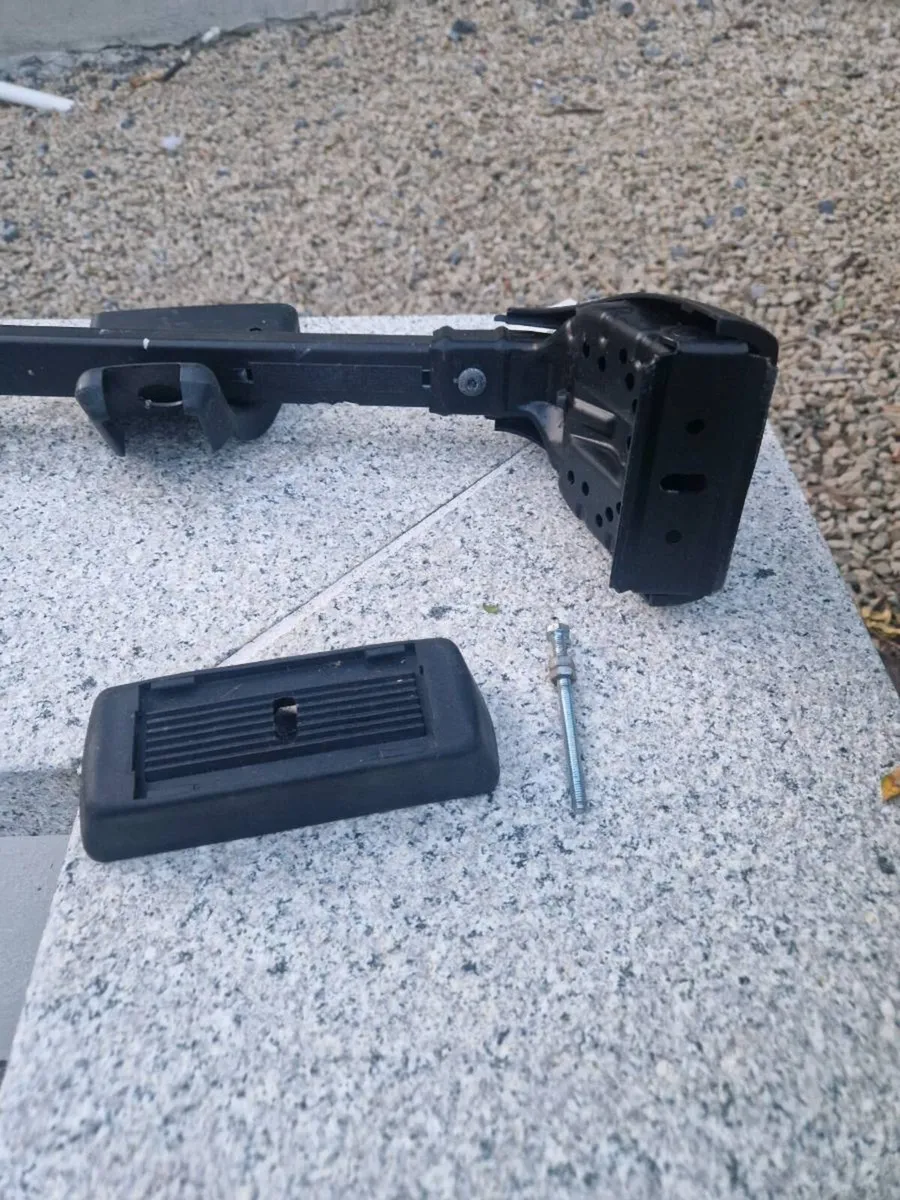 Roof bars - Image 1