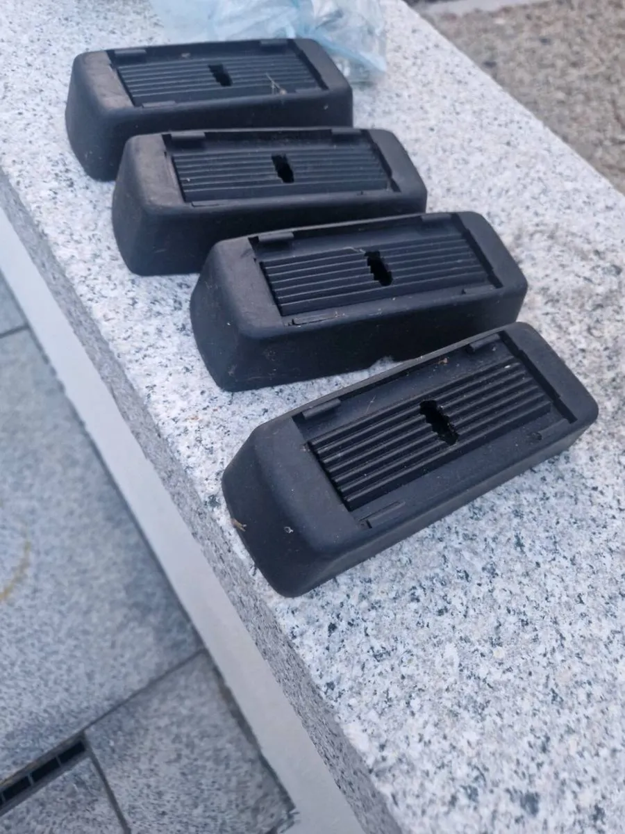 Roof bars - Image 2