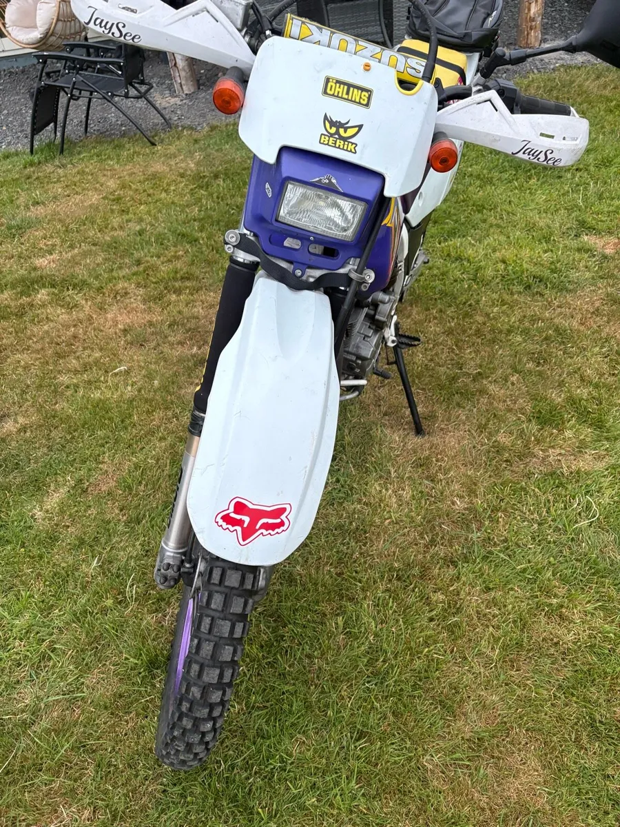 Suzuki DR250 - Image 3