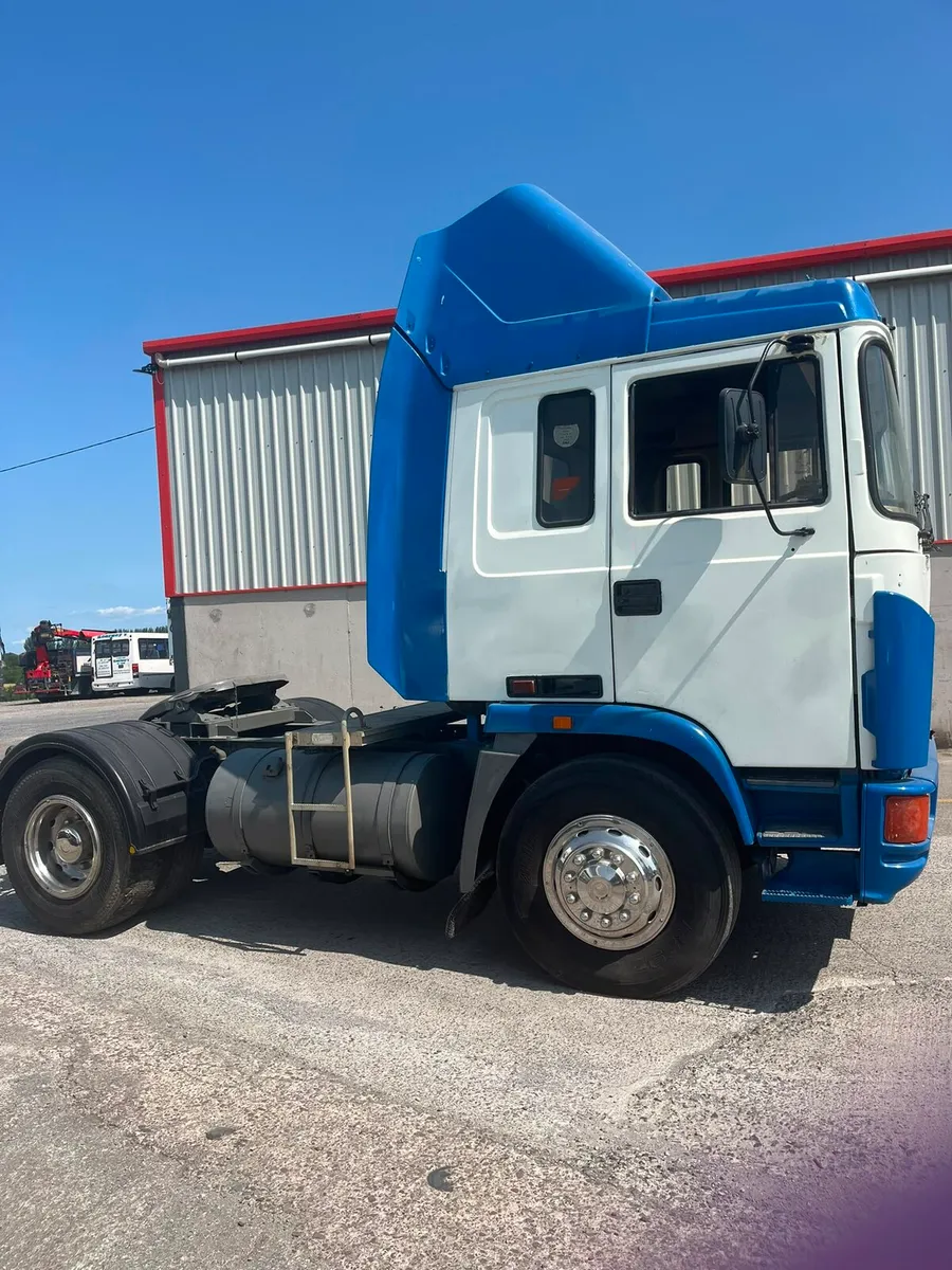 1989 ERF E10 Tractor Unit - Image 4