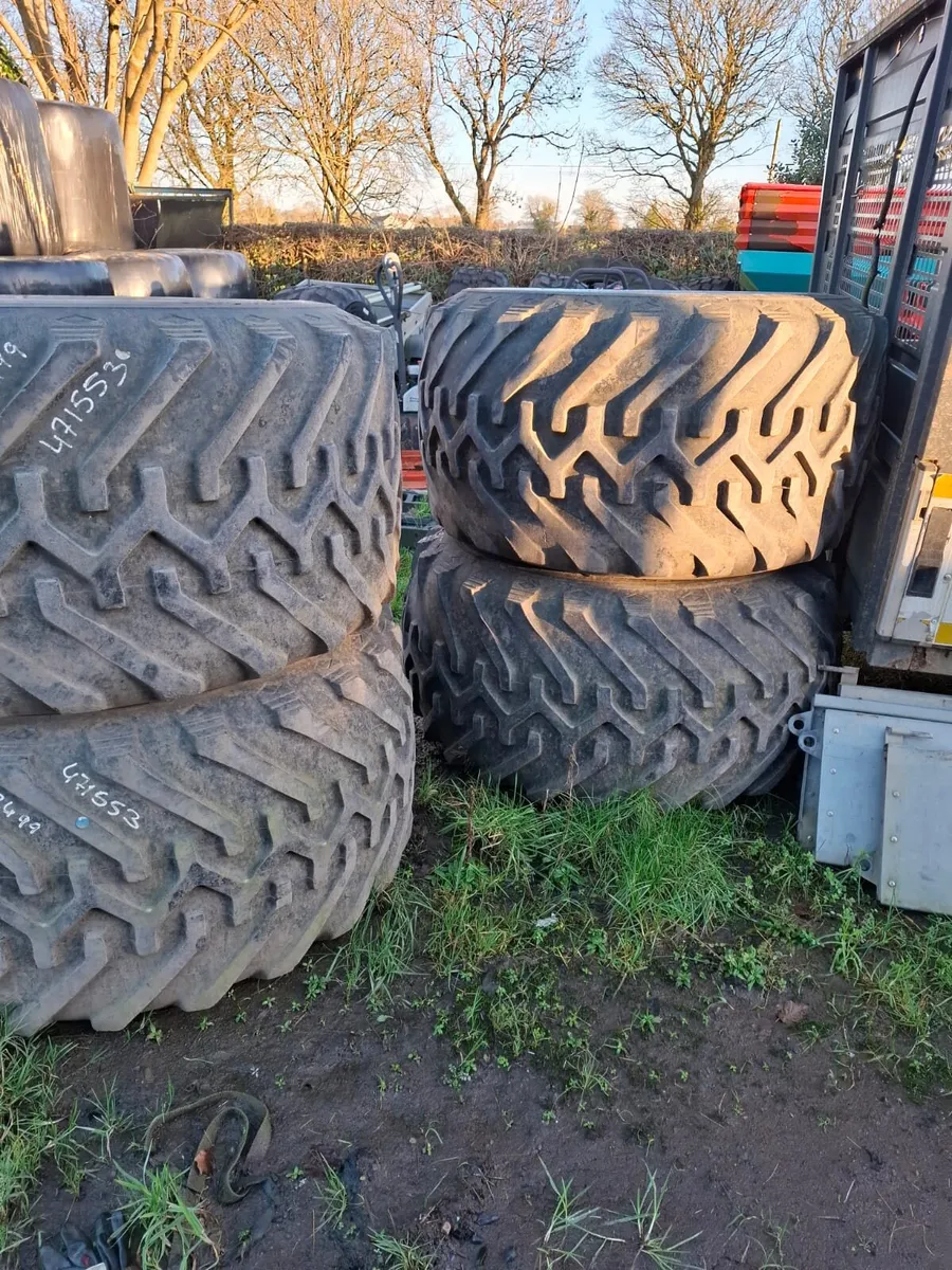 48x25.00-20 Tyres and Rims - Image 3