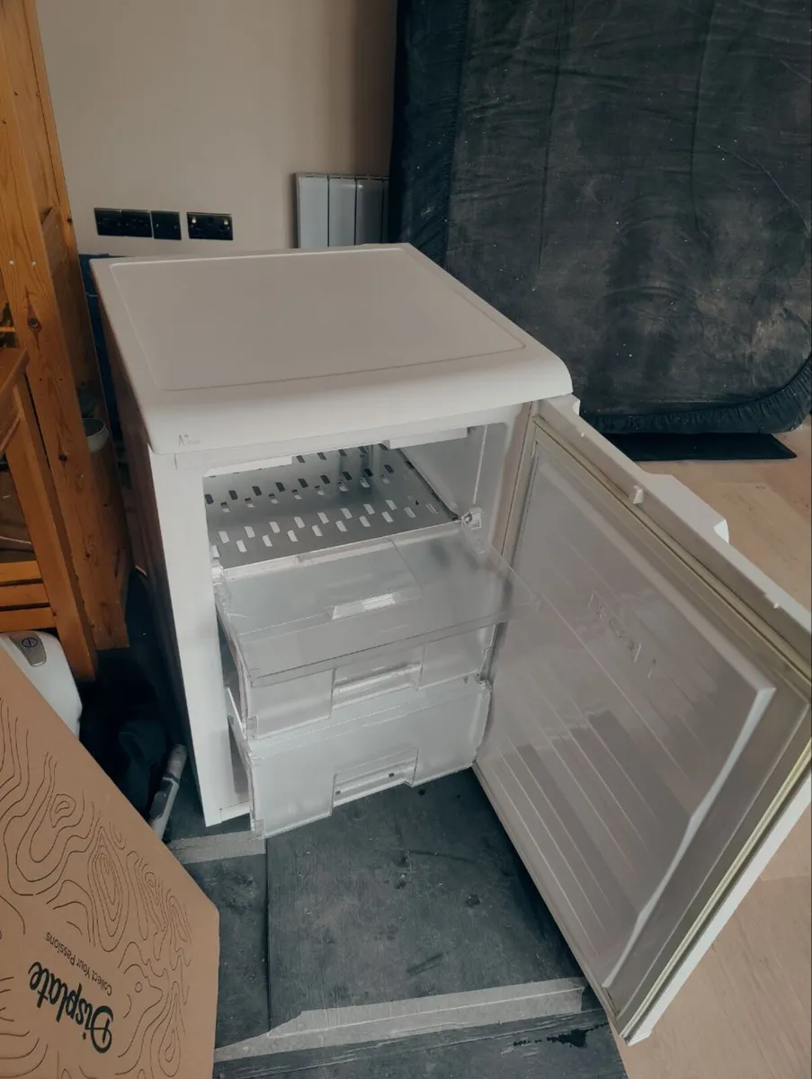 Freezer - Image 2
