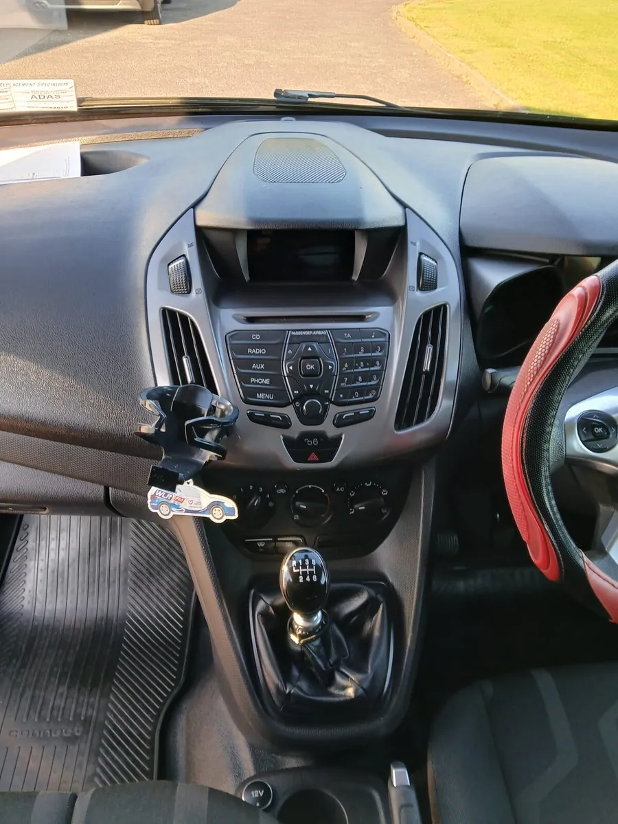 Ford Connect Trend - Image 4