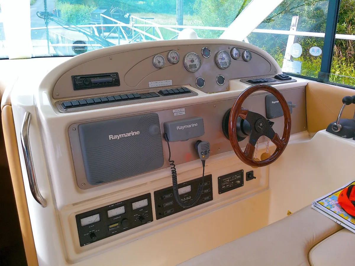 2007 Jeanneau Prestige 36. - Image 4