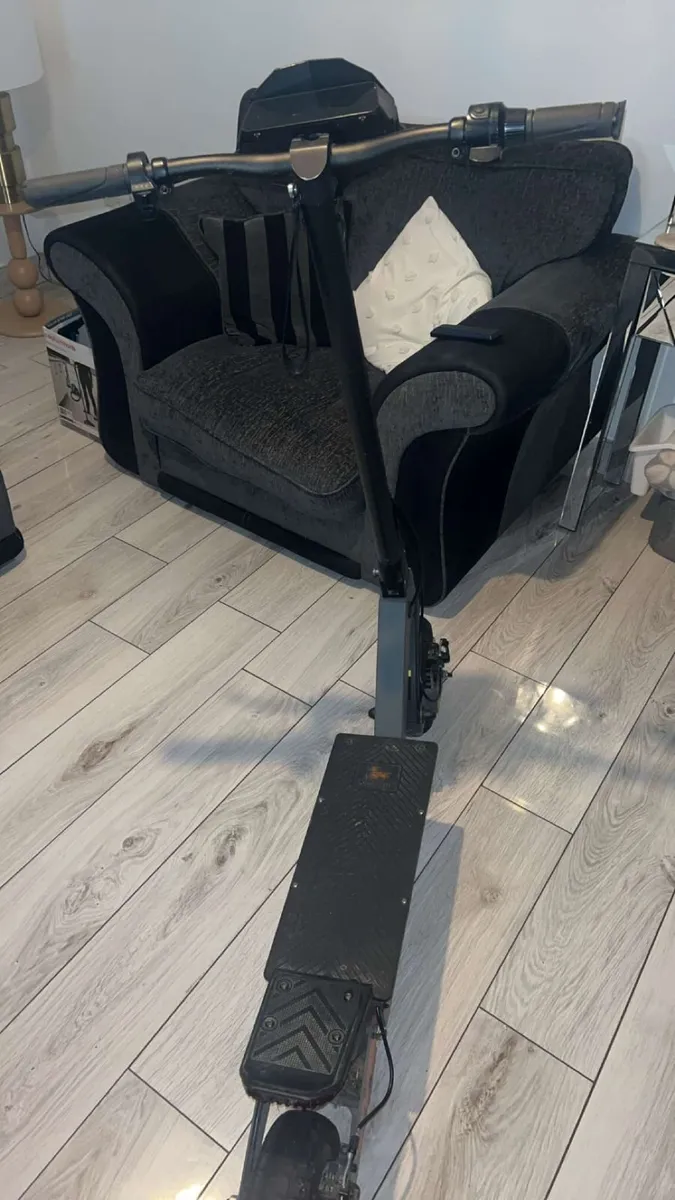 Scooter - Image 3