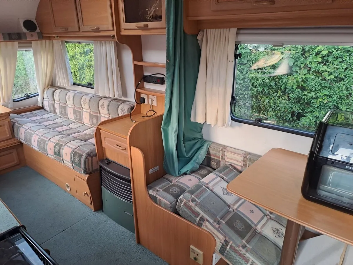 Caravan - Image 4