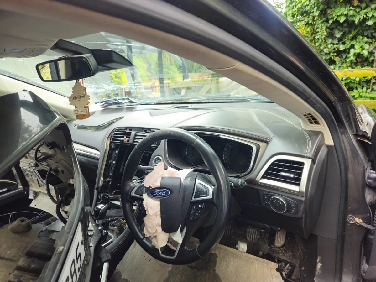 Ford mondeo parts - Image 3