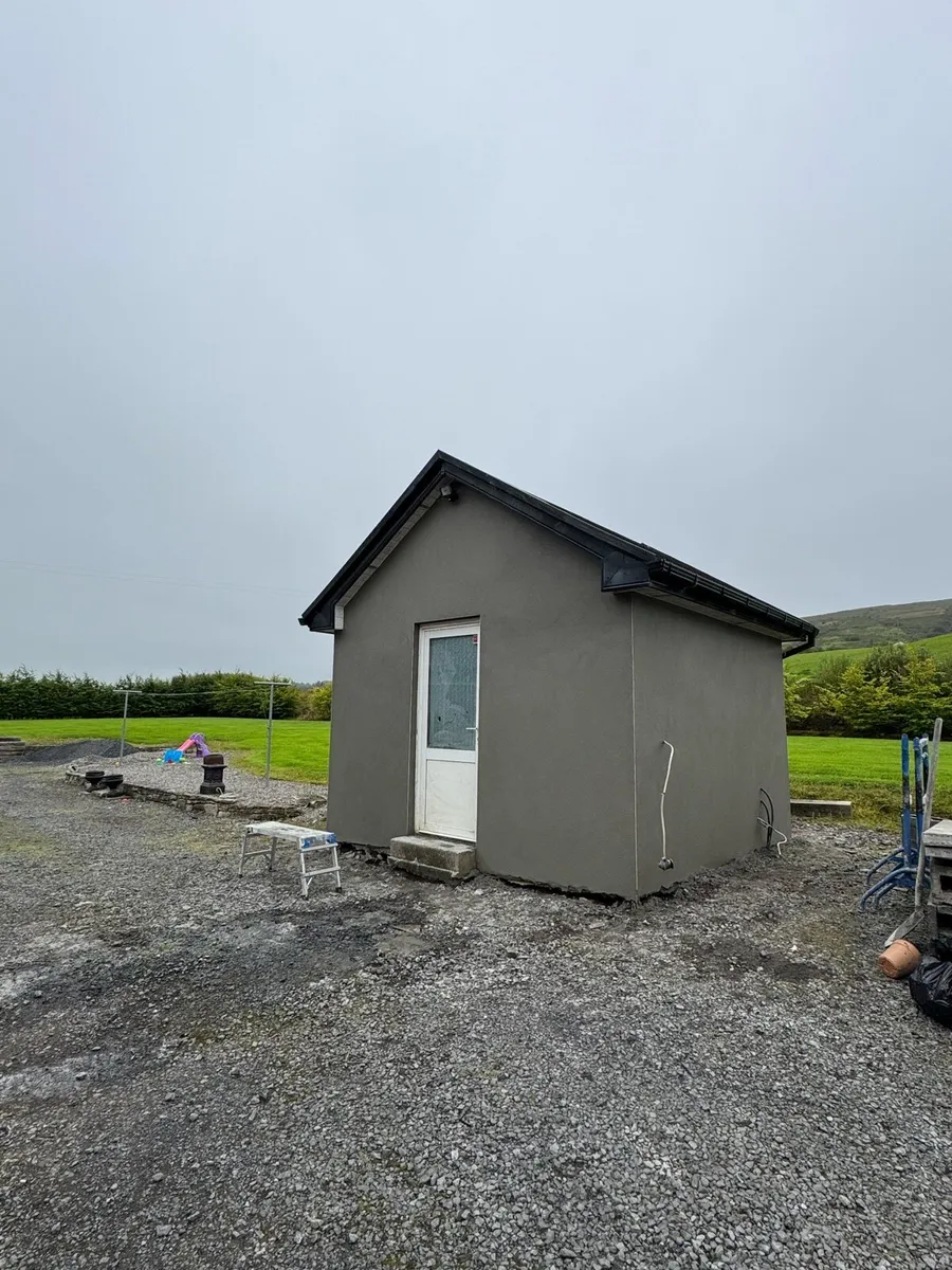 Plasterer available - Image 1