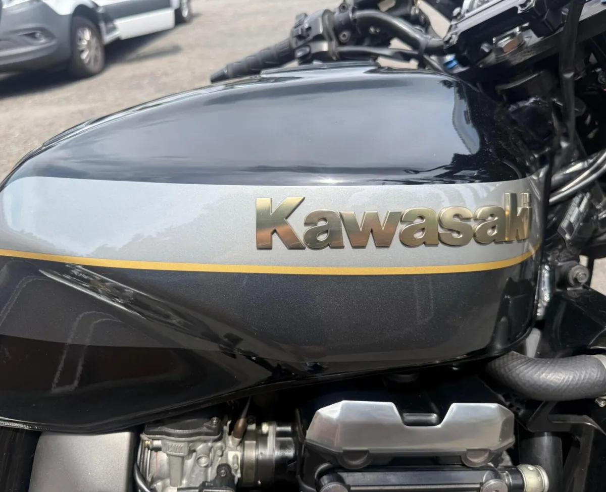 1999 Kawasaki ZRX1100R - Image 4