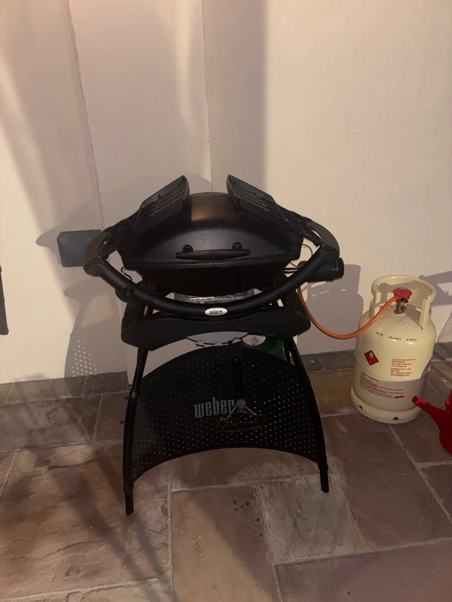 Weber Gas BBQ - Image 2