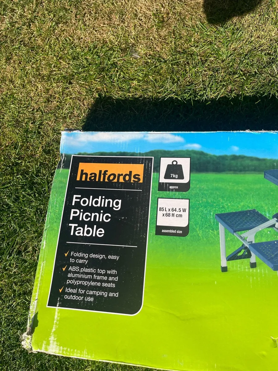 Folding Picnic Table - Image 2