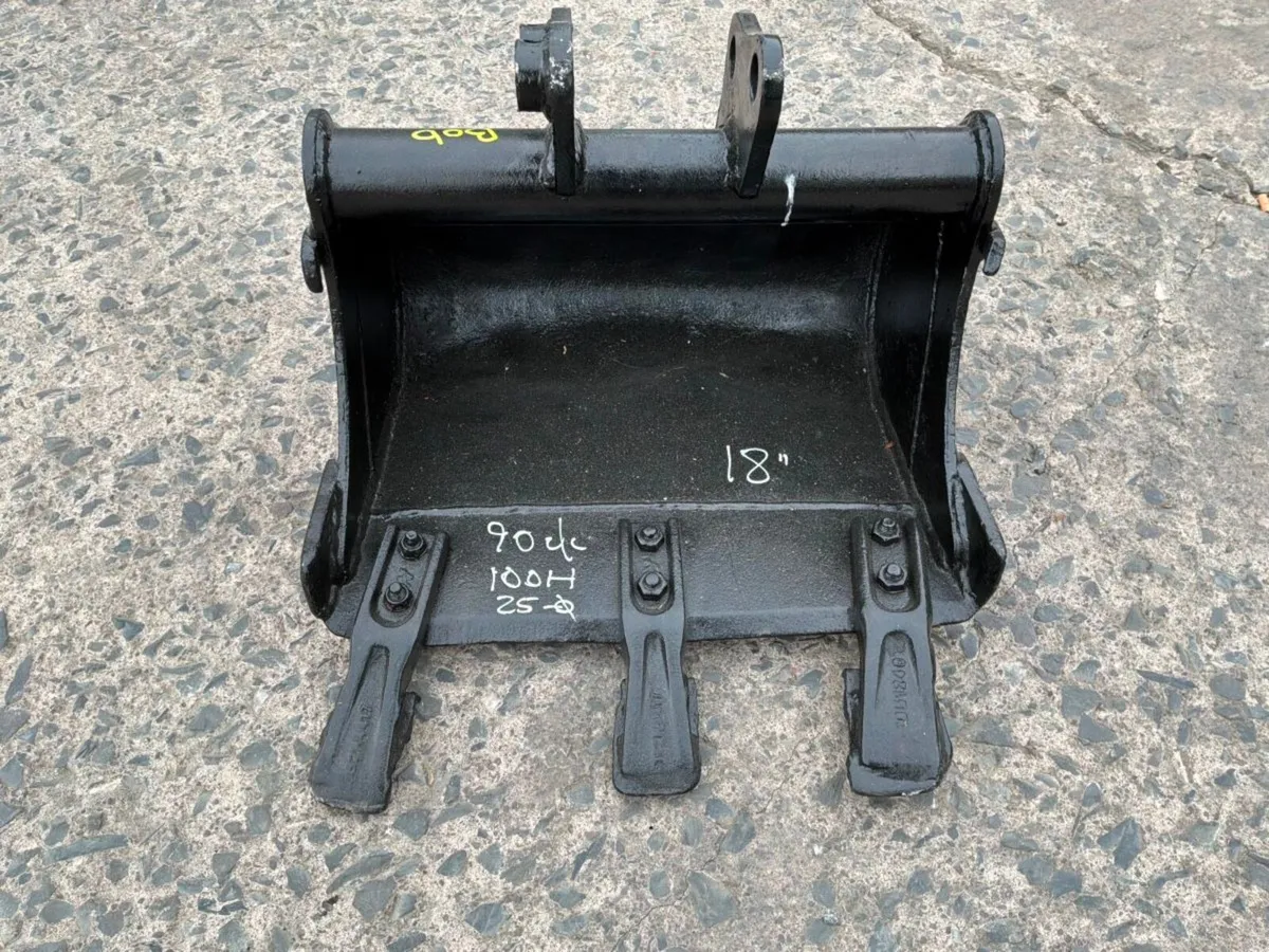 18" micro / mini digger bucket...........25mm pins - Image 2
