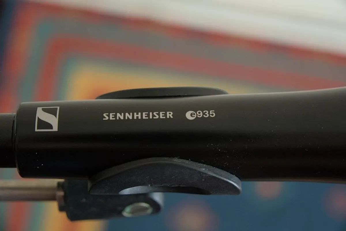 Sennheiser e935 - Image 1