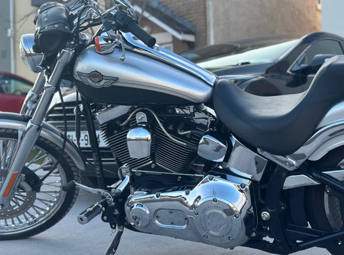 Harley Davidson Deuce -100Th Anniversary. - Image 1