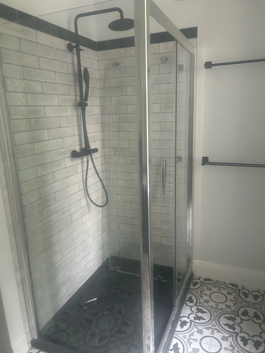 Shower door - Image 2