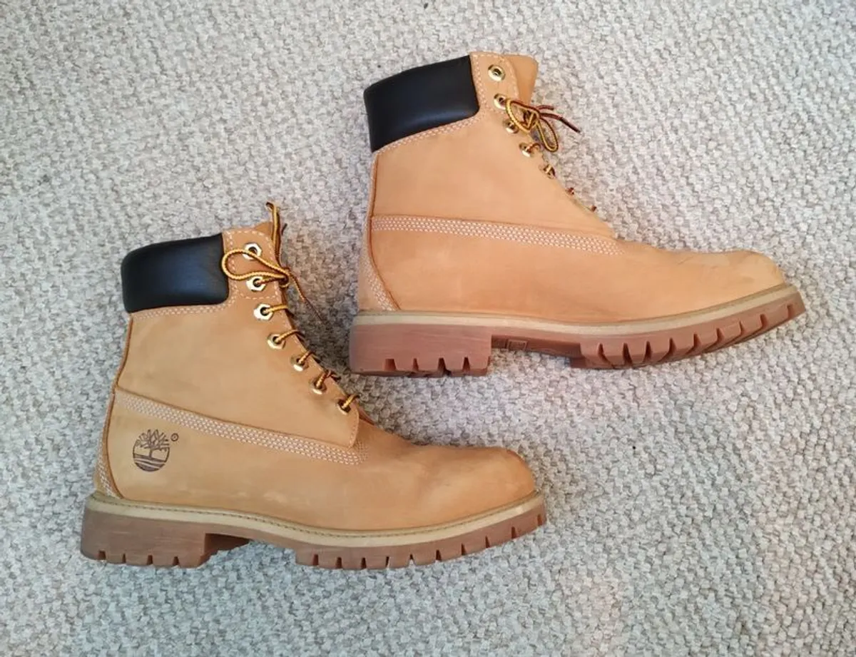 Timberland Boots - Like New - Premium 6-Inch - Size UK 6.5 / EU 40 - Image 1