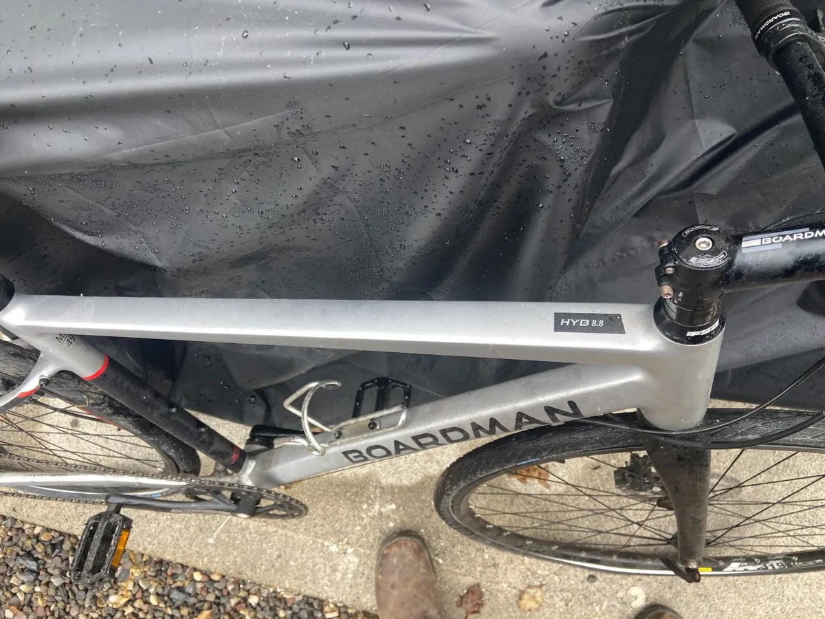 boardman hybrid bike HYB 8.8 - Image 1