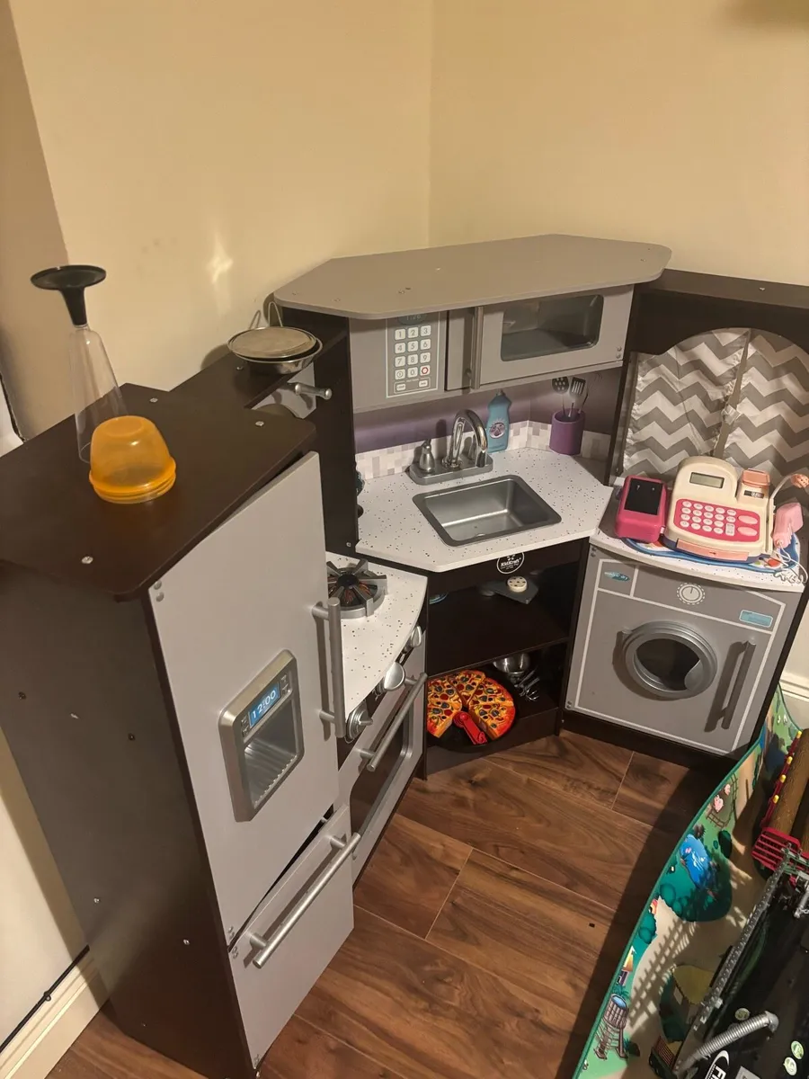 Kids Toy Kitchen - Image 2