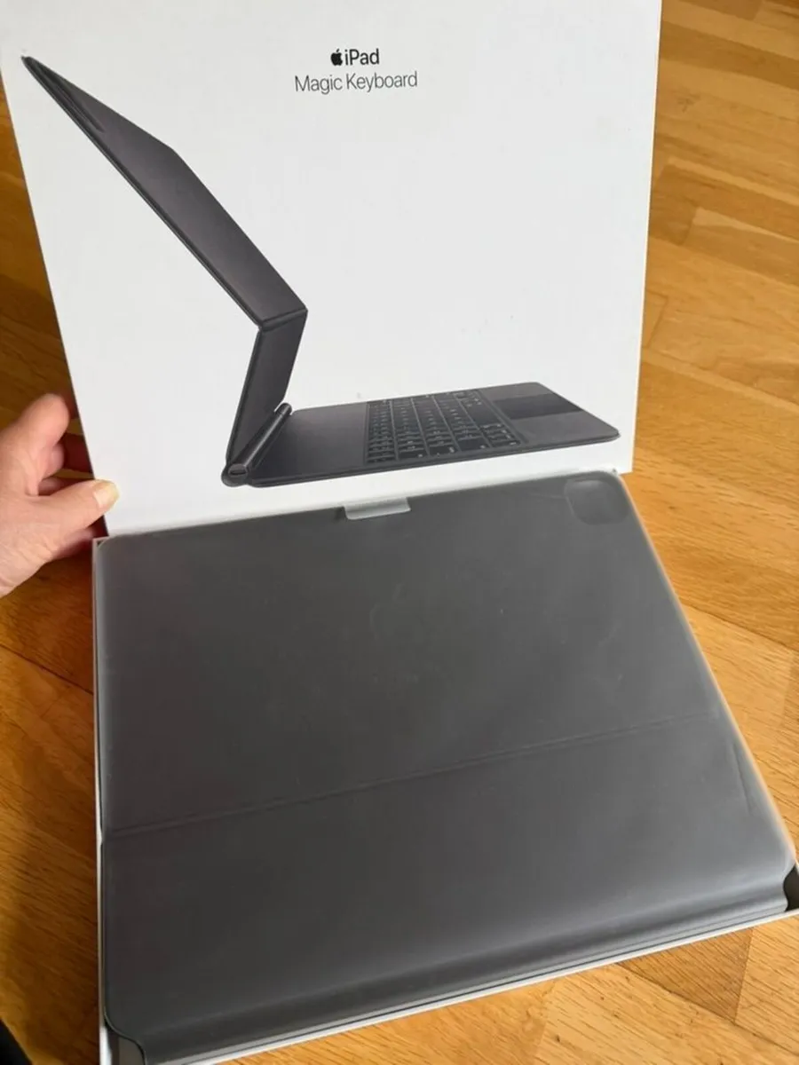 Apple Magic Keyboard for M1 iPad Pro 12'9" - Image 2