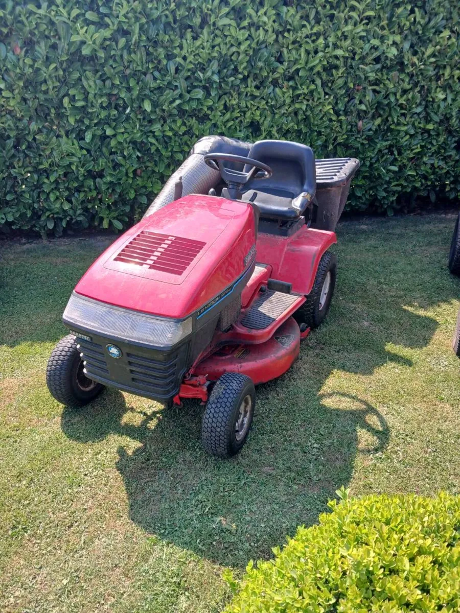 Snapper Briggs engine Hydrostatic - Image 1