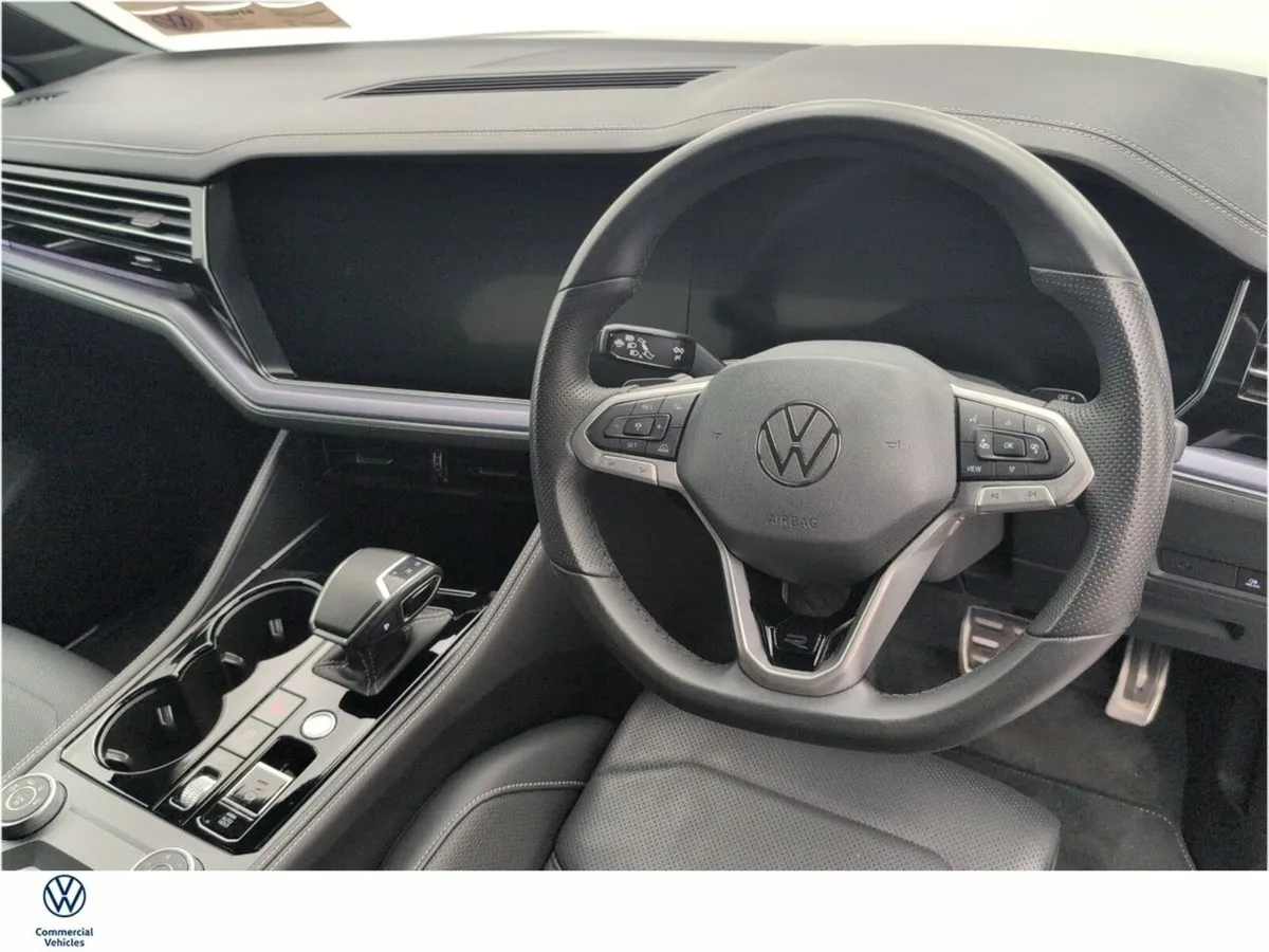 Volkswagen Touareg COMM R-LINE 3.0TDI 231HP AUTO 4 - Image 4