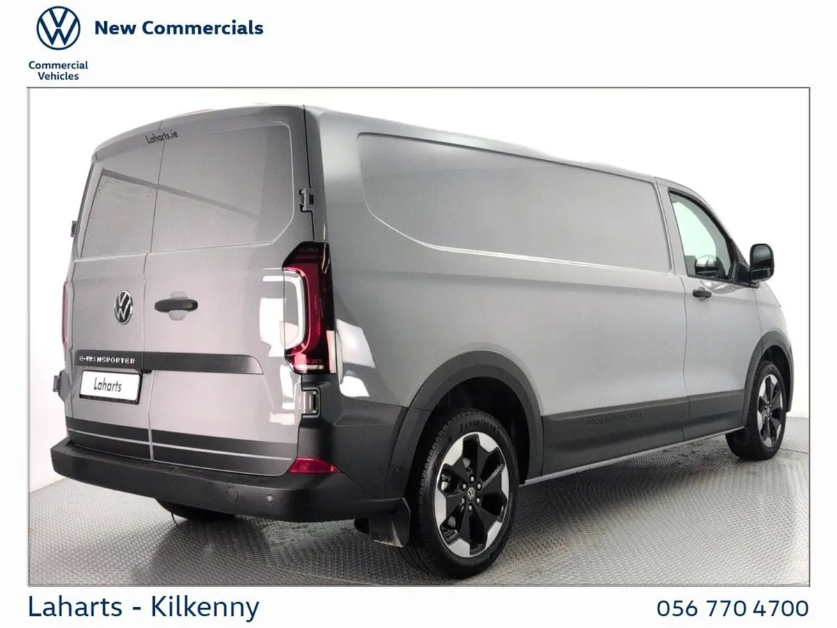 Volkswagen Transporter VAN LWB PAN AMERICA 218HP A - Image 4