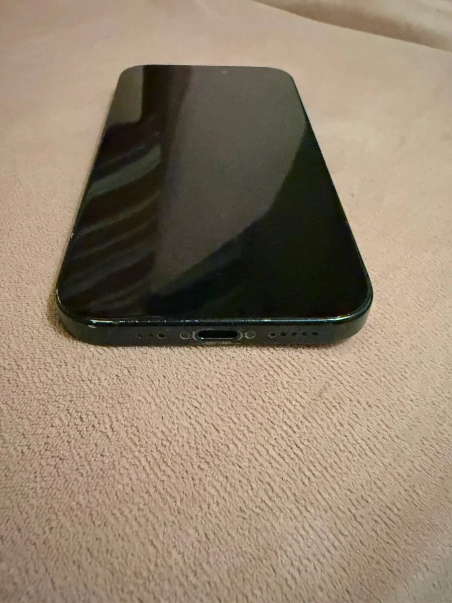 iPhone 15 128 GB - Image 3