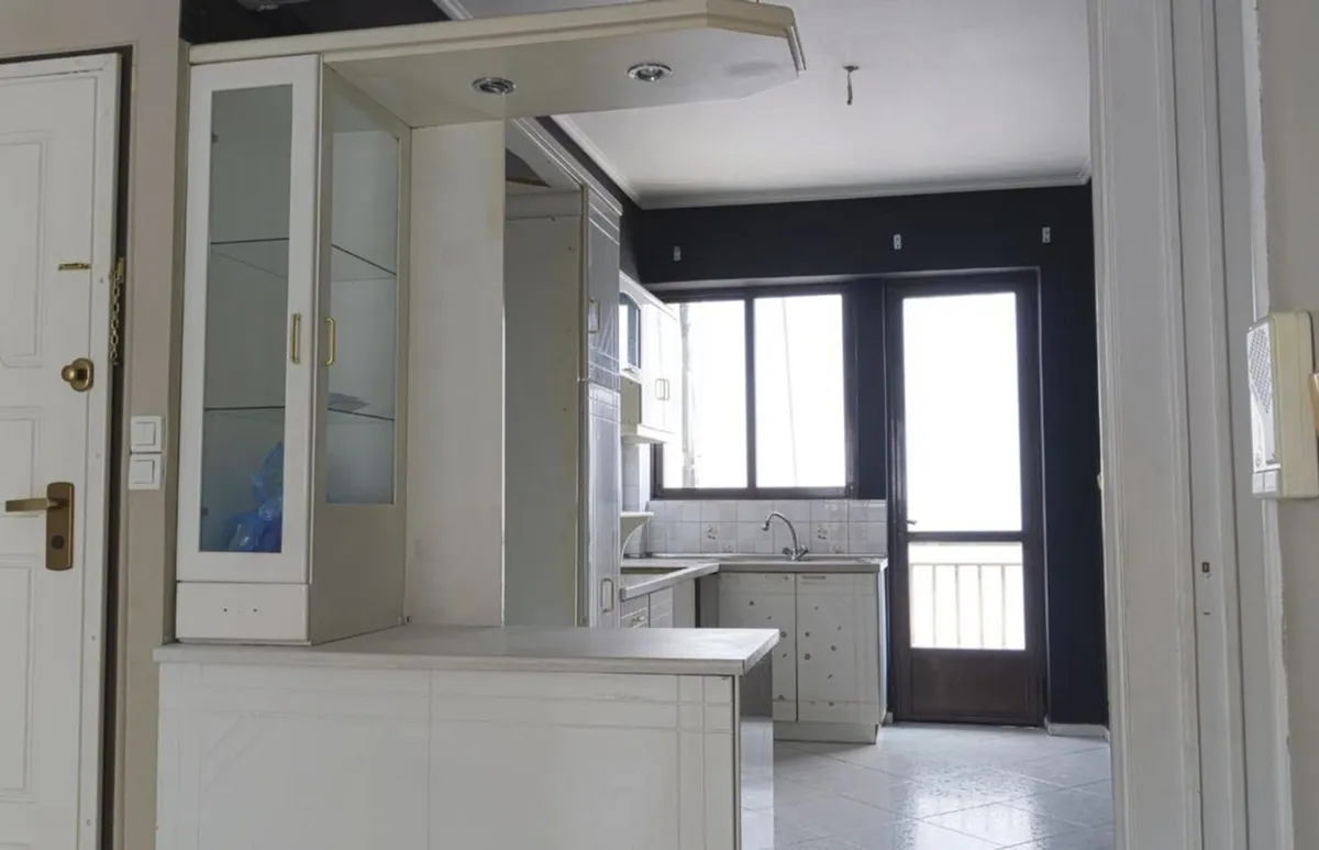 BEAUTIFUL APARTMENT PIREAUS ATHENS GREECE - Image 2
