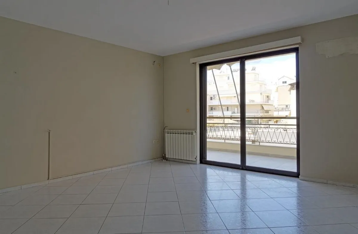 BEAUTIFUL APARTMENT PIREAUS ATHENS GREECE - Image 4