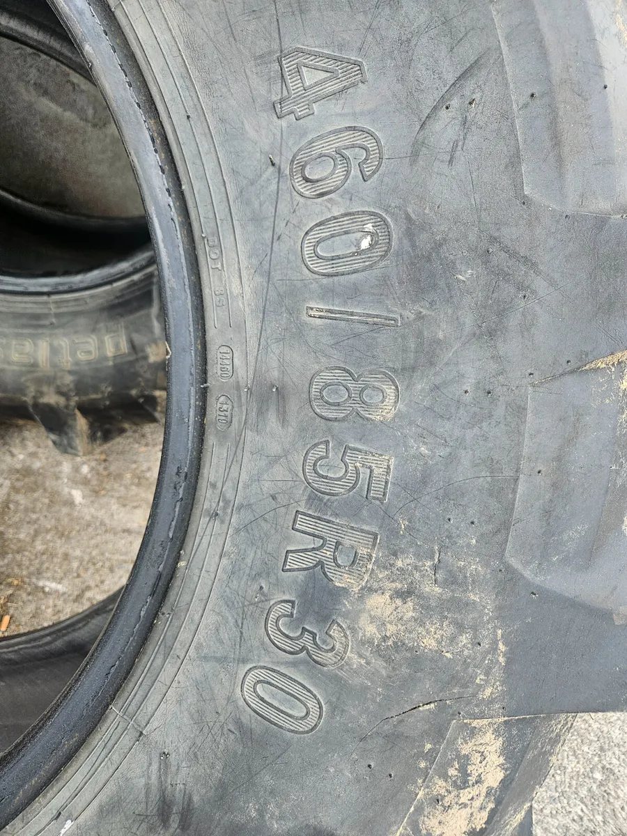 18.4x30 Tyres - Image 4