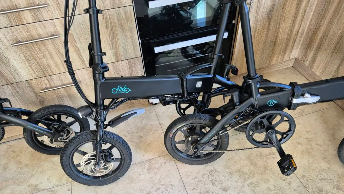 SALE AS A JOB LOT 3 FIIDO ELECTRICAL BIKES PARTS O - Image 4