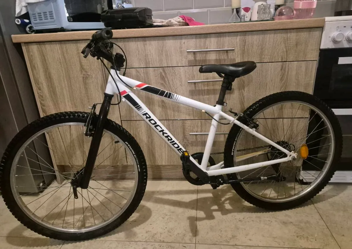 ROCKRIDER ST100 HARDTAIL MOUNTAIN BIKE, 26 INCH WH - Image 1