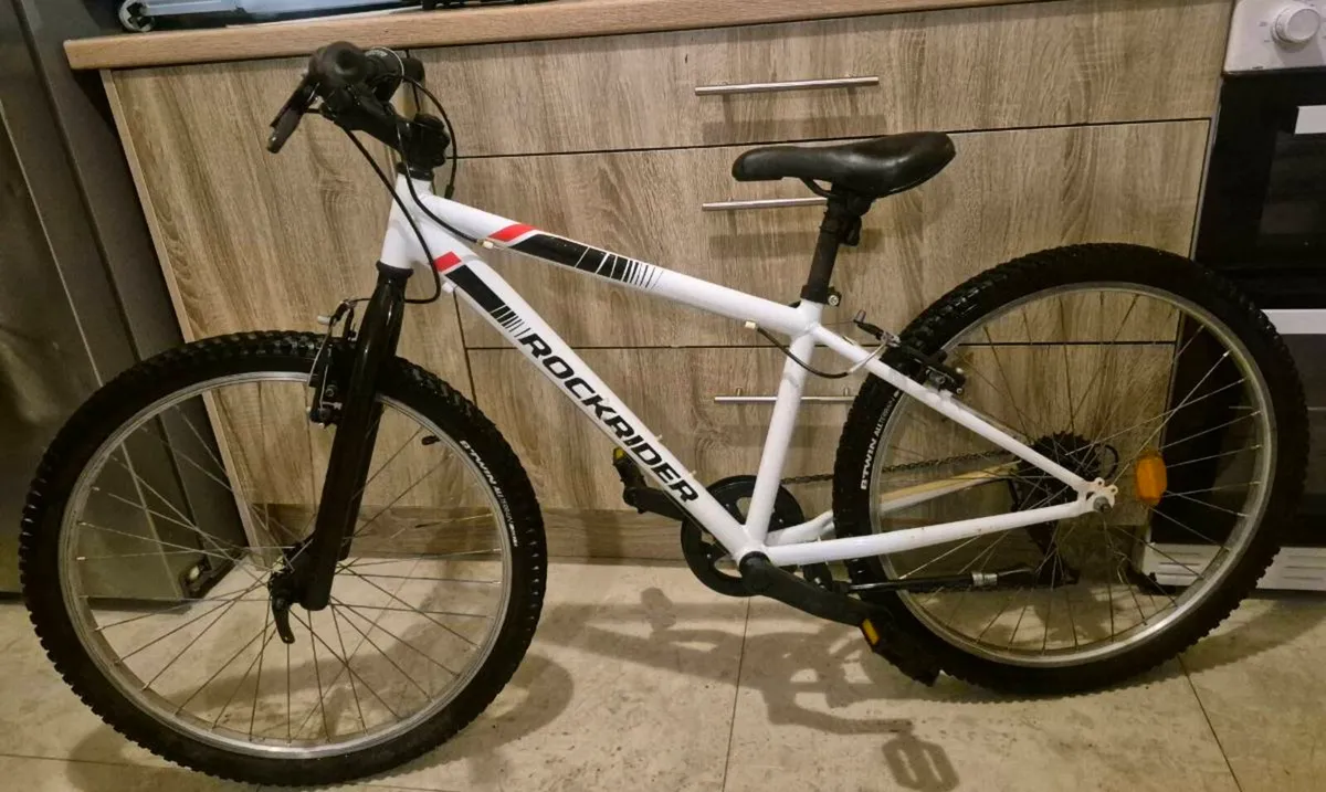 ROCKRIDER ST100 HARDTAIL MOUNTAIN BIKE, 26 INCH WH - Image 4