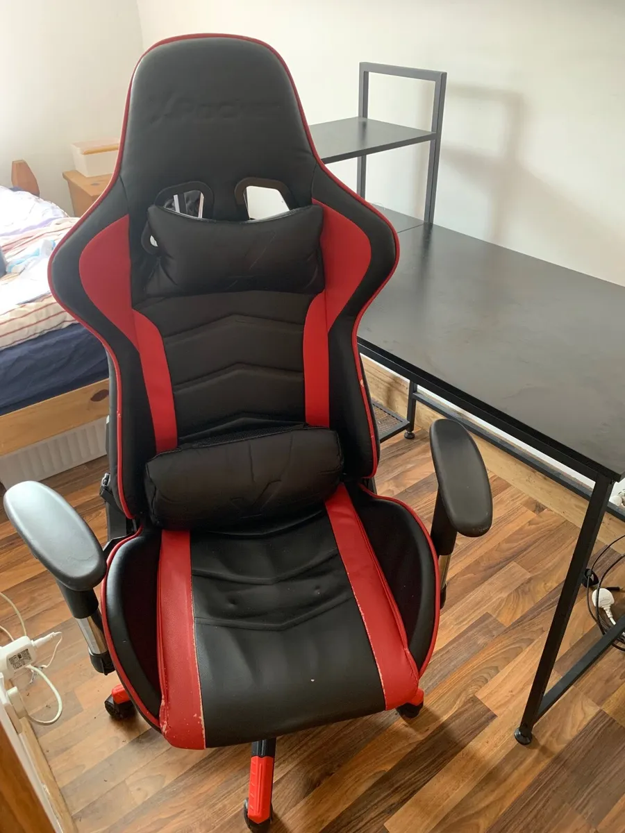Gaming / office desk with chair - Image 3
