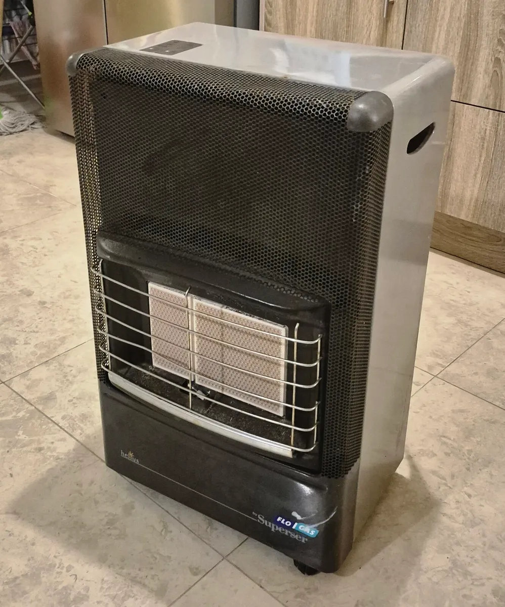 Helios Superser portable gas heater
Good working o - Image 3