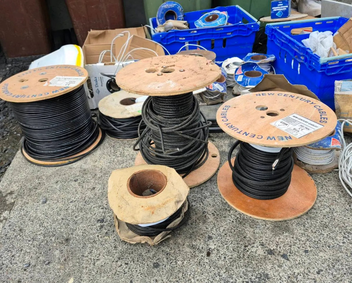 ELECTRICAL SUPPLIES & CABLES JOBLOT OF UNUSED/NEW - Image 3