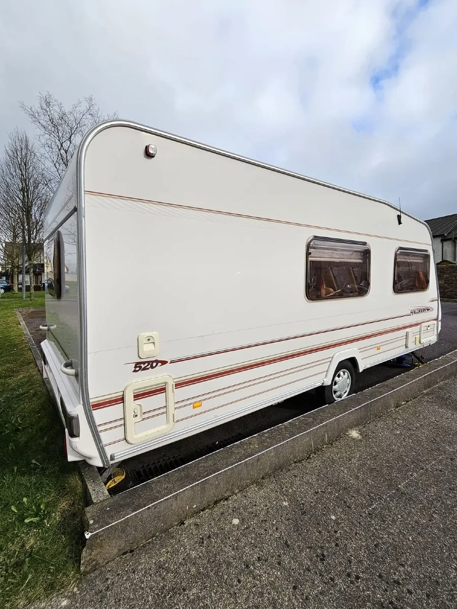 Caravan with awning/all accessories - Image 1